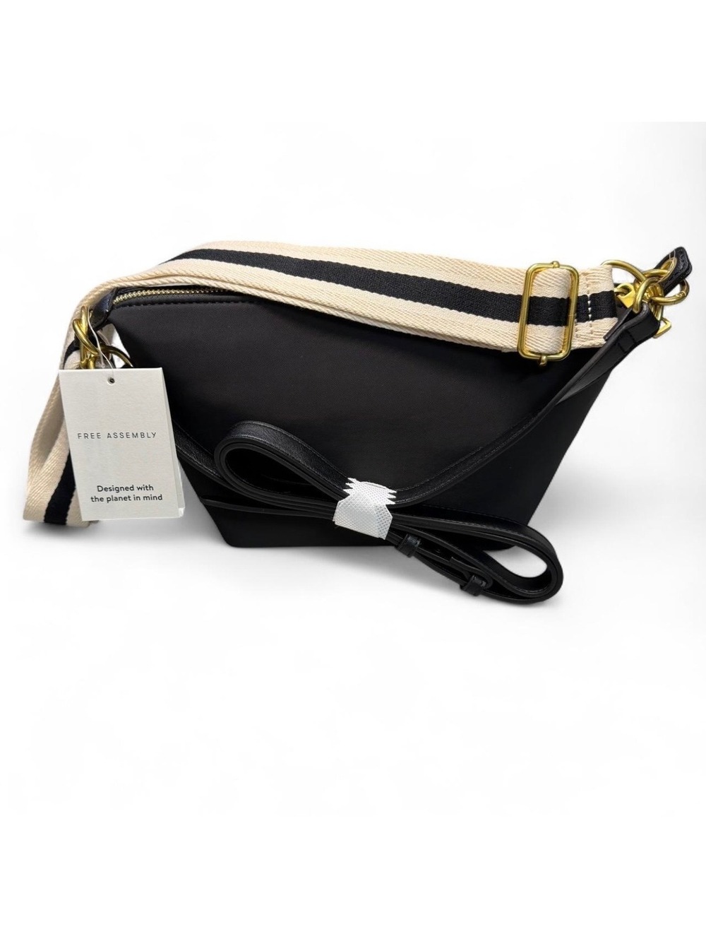 Free Assembly Black Crossbody Bag with Adjustable Straps